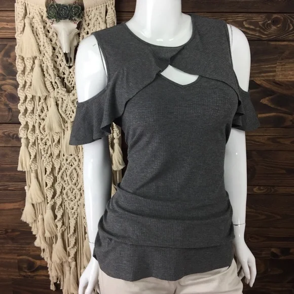 Candies | Keyhole Ruffle Cold Shoulder Ruched Rib - Picture 2 of 3